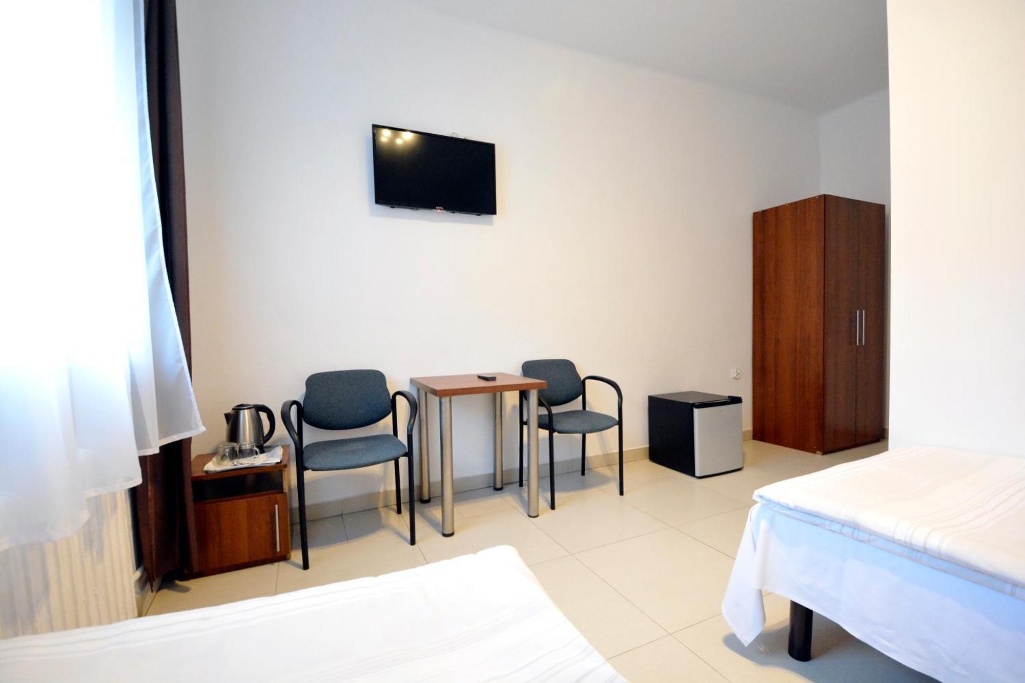 Twoj Hostel Klimczoka 7 Катовице Екстериор снимка