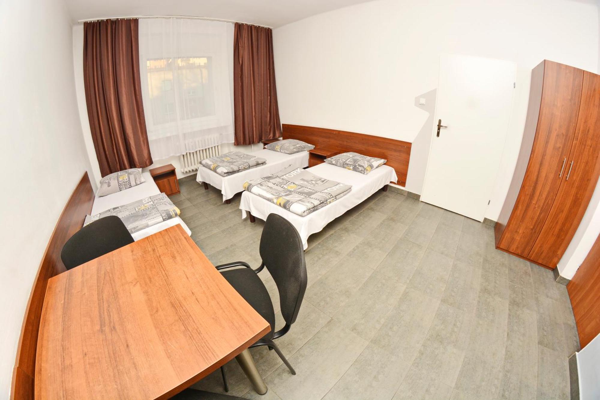 Twoj Hostel Klimczoka 7 Катовице Екстериор снимка
